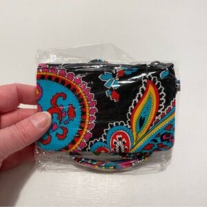 Vera Bradley Zip ID Case and Lanyard SET. NWT. Parisian Paisley “L”